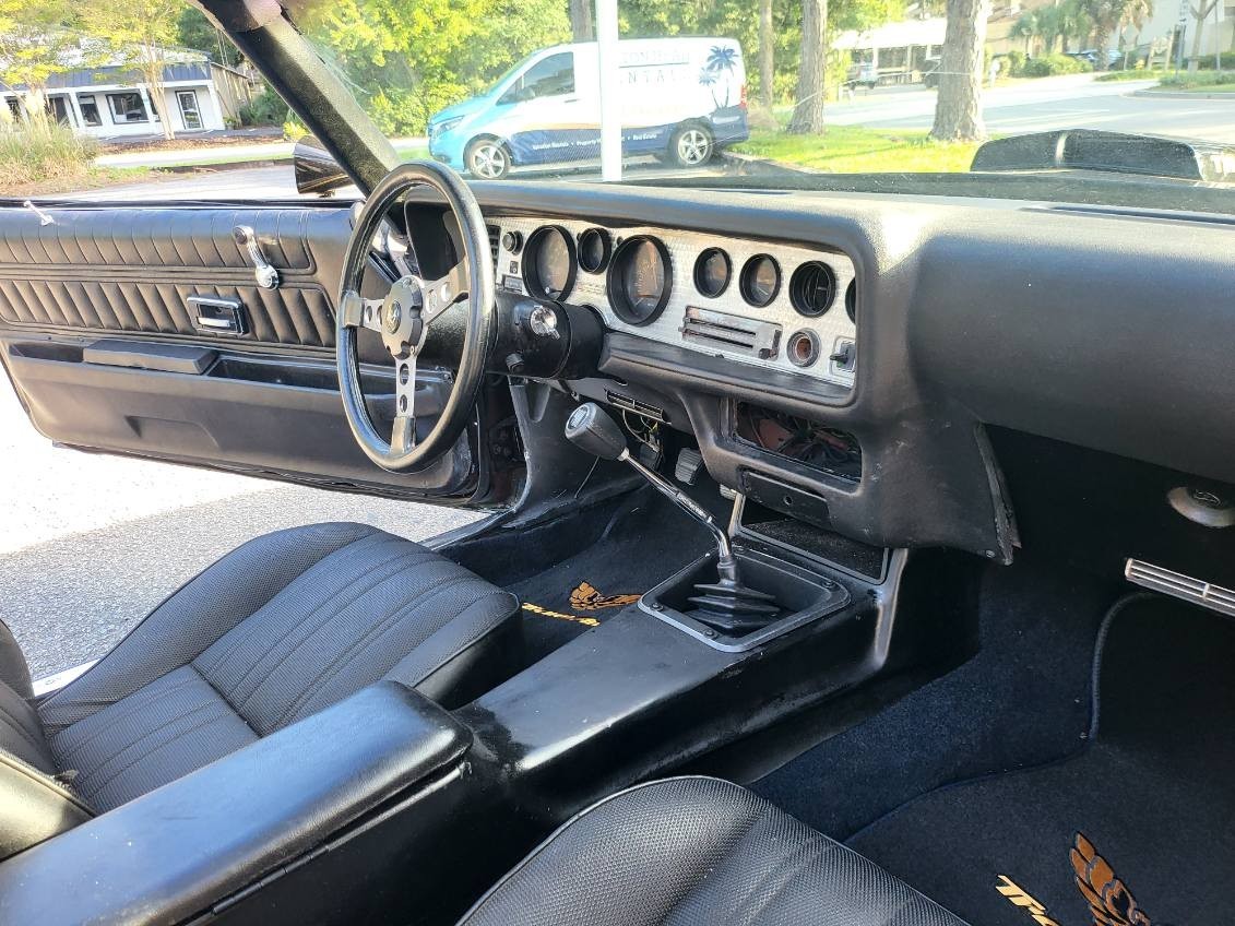 Pontiac-Firebird-1980-Coupe-12