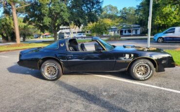 Pontiac-Firebird-1980-Coupe-3