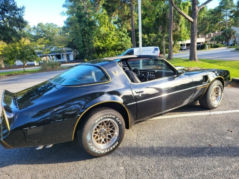 Pontiac-Firebird-1980-Coupe-4