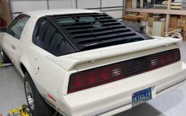 Pontiac-Firebird-1984-7