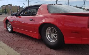 Pontiac-Firebird-1985-Coupe-2
