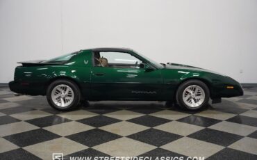 Pontiac-Firebird-1991-Hatchback-17