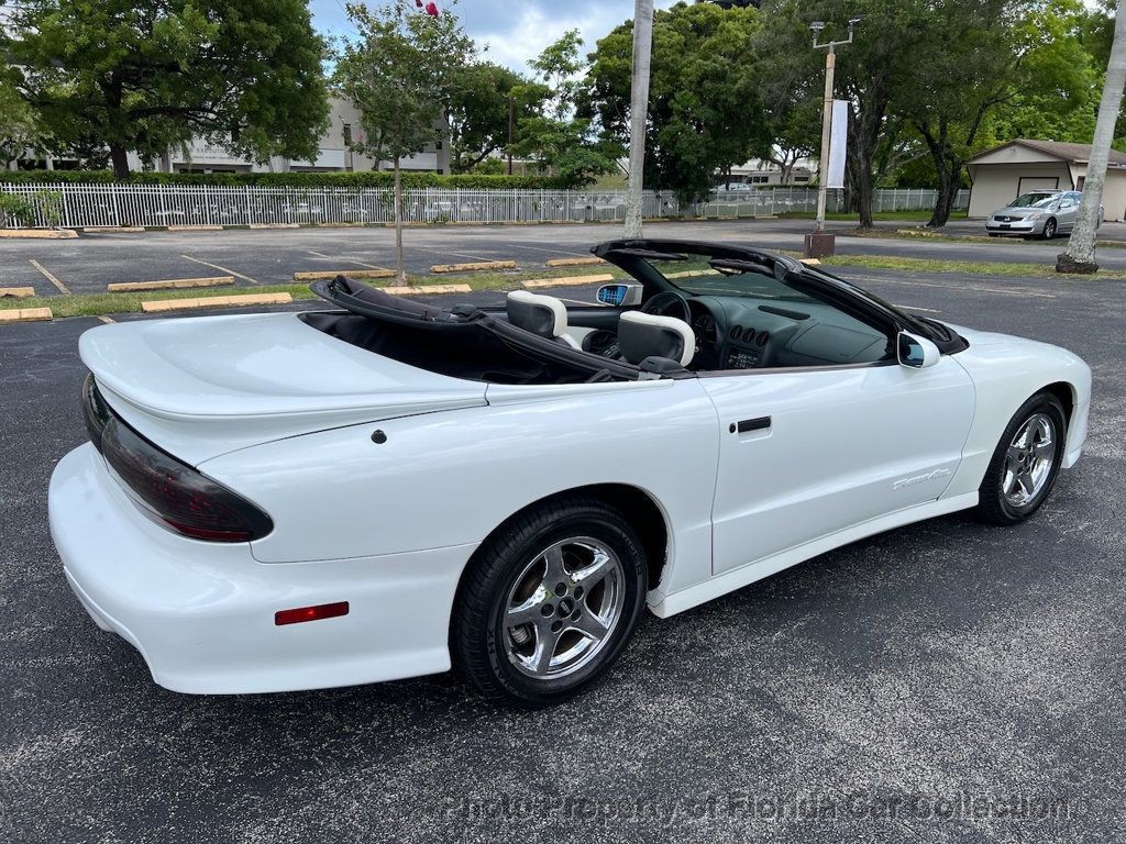 Pontiac-Firebird-1996-Convertible-3
