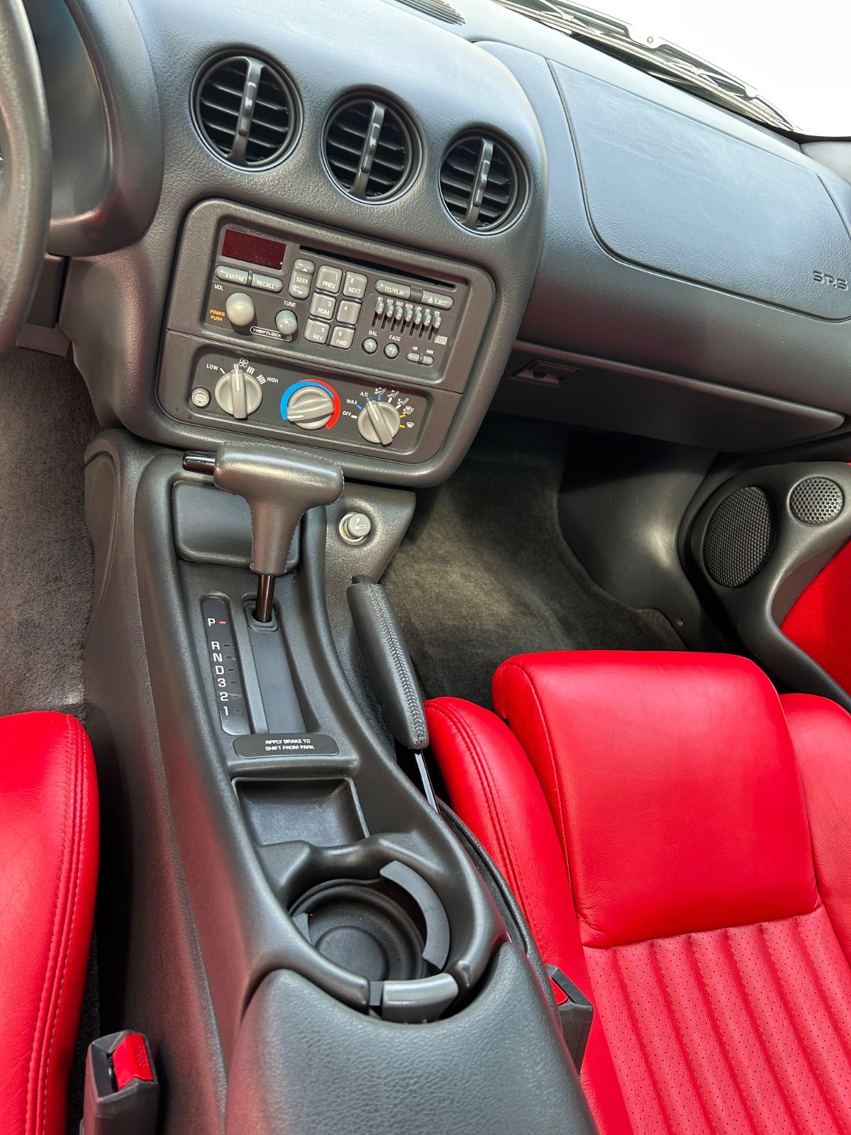 Pontiac-Firebird-1996-Trans-Am-WS6-11