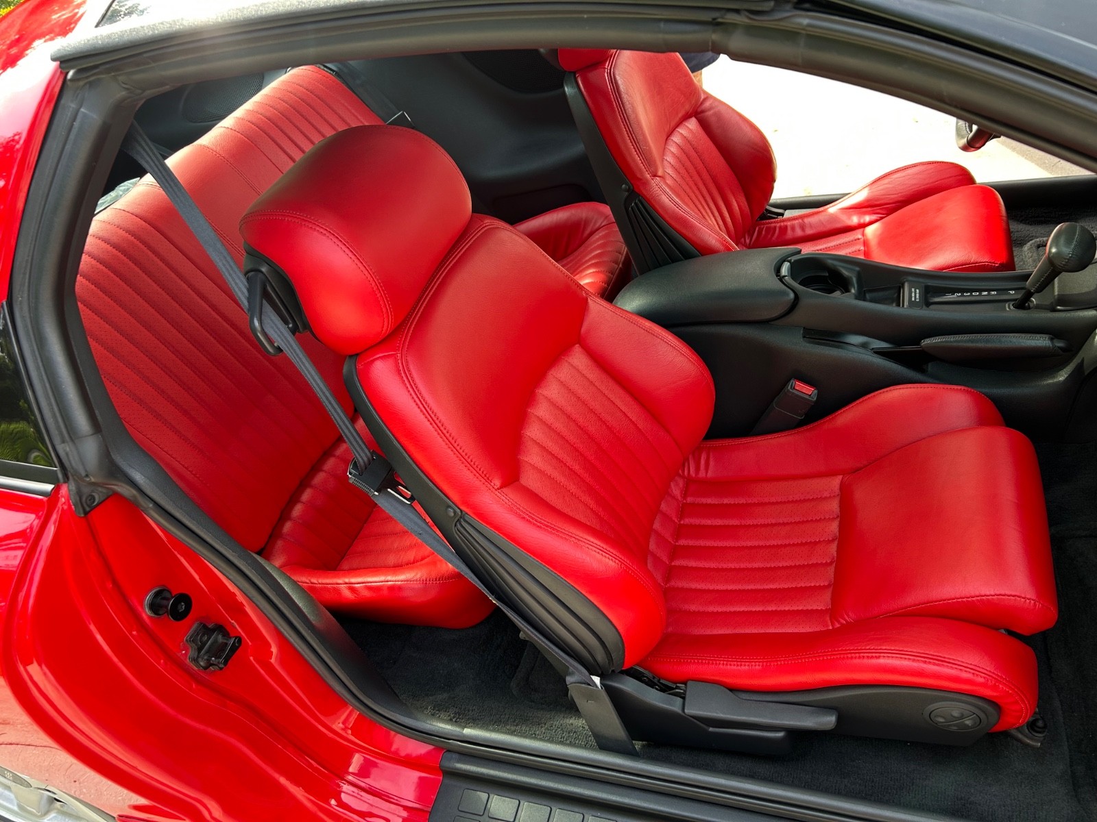 Pontiac-Firebird-1996-Trans-Am-WS6-17