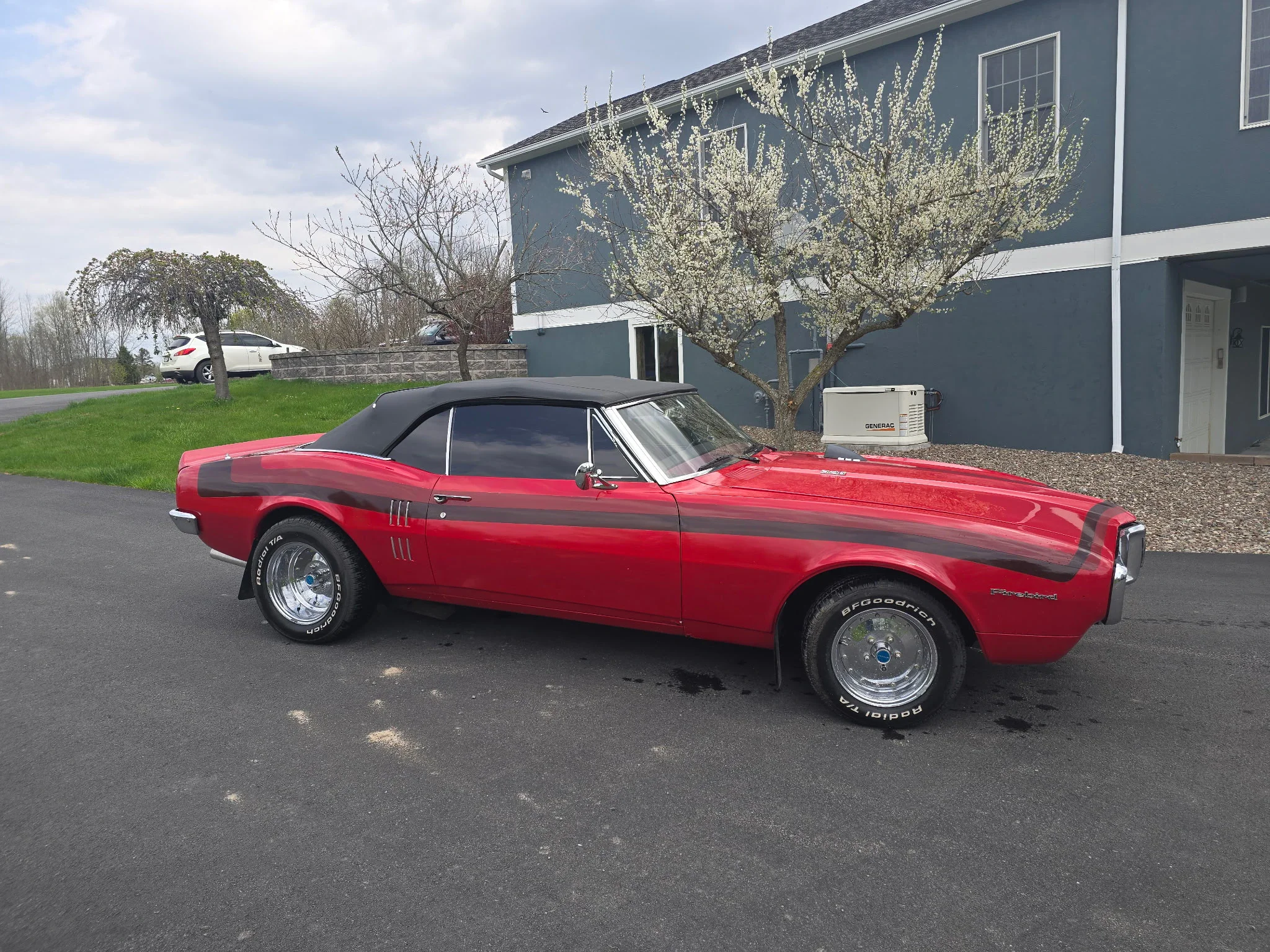 Pontiac-Firebird-convertible-1967-Red-Black