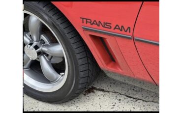 Pontiac-Firebird-trans-am-1984-Red-Black-3