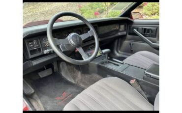 Pontiac-Firebird-trans-am-1984-Red-Black-5