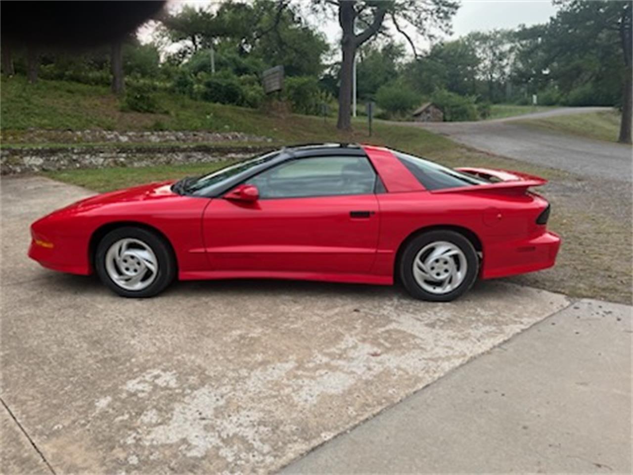 Pontiac-Firebird-trans-am-1993-Red-Charcoal-grey-15