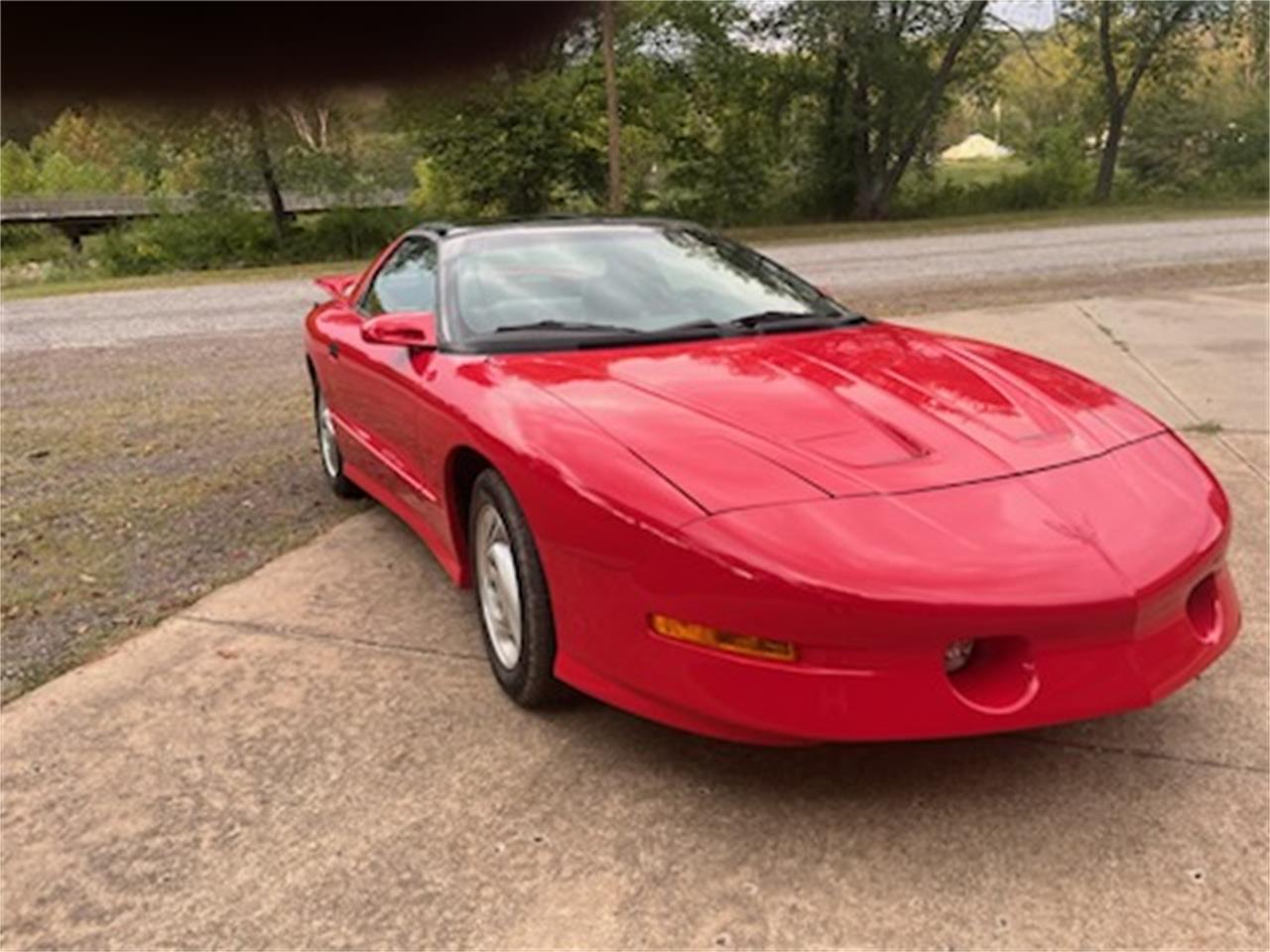 Pontiac-Firebird-trans-am-1993-Red-Charcoal-grey-2