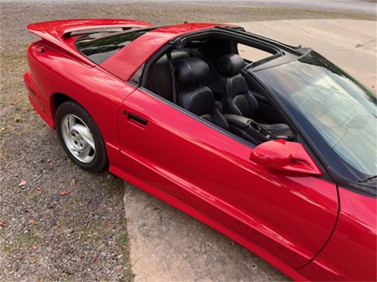 Pontiac-Firebird-trans-am-1993-Red-Charcoal-grey-25