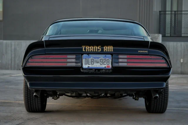 Pontiac-Firebird-trans-am-50th-anniversary-limited-edition-1976-Black-Black-1