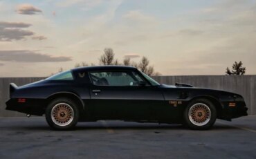 Pontiac-Firebird-trans-am-50th-anniversary-limited-edition-1976-Black-Black-3