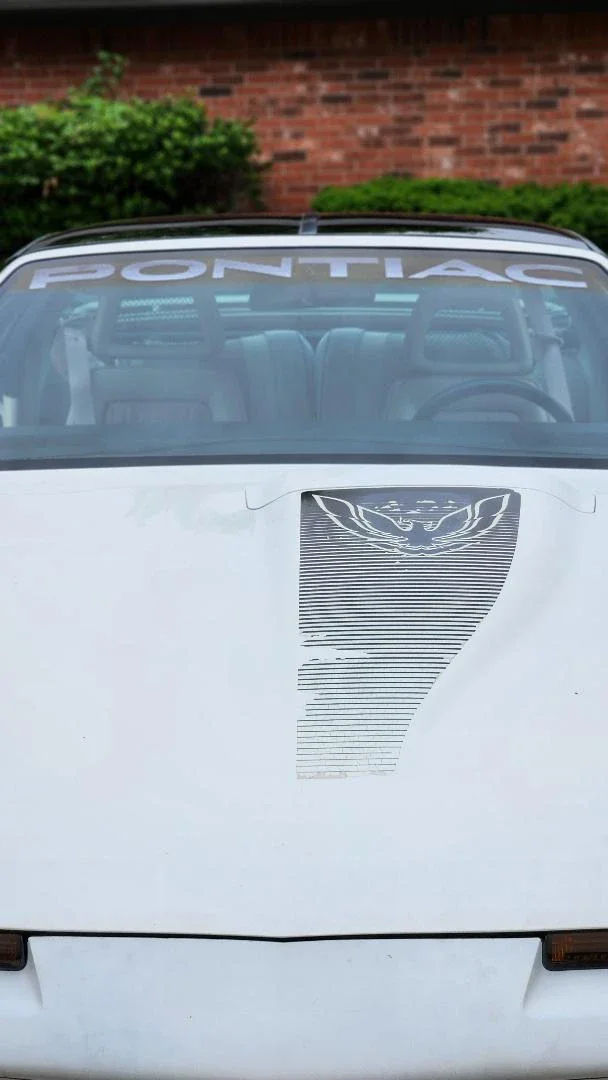 Pontiac-Firebird-trans-am-coupe-1983-White-Off-White-3