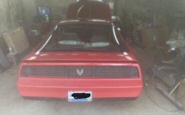 Pontiac-Firebird-trans-am-coupe-1984-Red-Gray-4