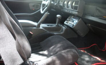 Pontiac-Firebird-trans-am-coupe-1987-Red-Black-16