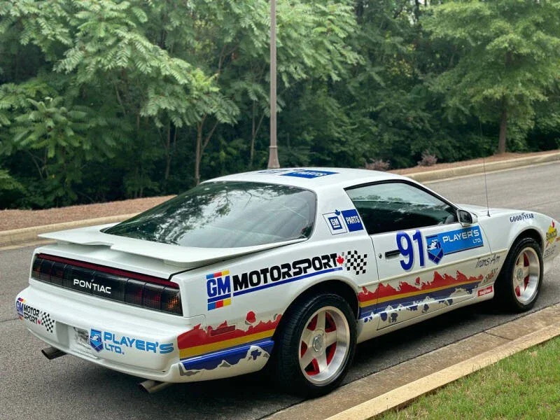 Pontiac-Firebird-trans-am-coupe-1991-White-Gray-2