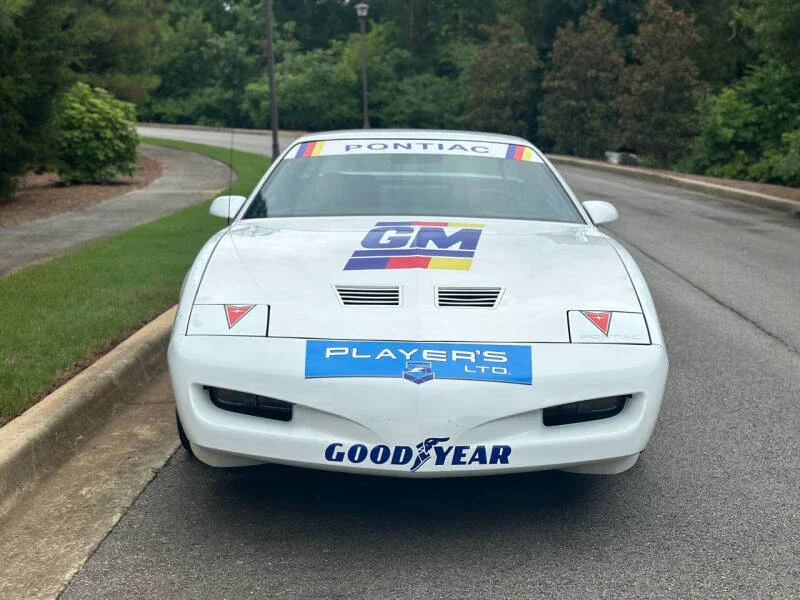 Pontiac-Firebird-trans-am-coupe-1991-White-Gray-20