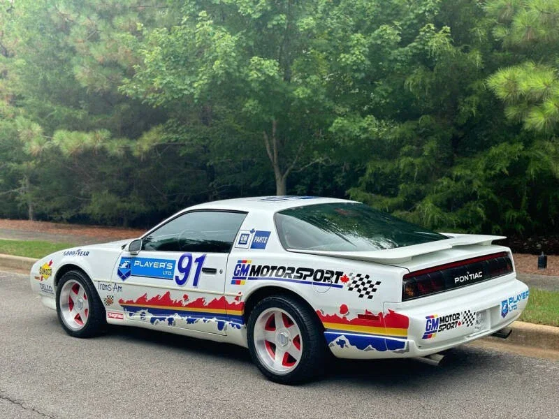 Pontiac-Firebird-trans-am-coupe-1991-White-Gray-57