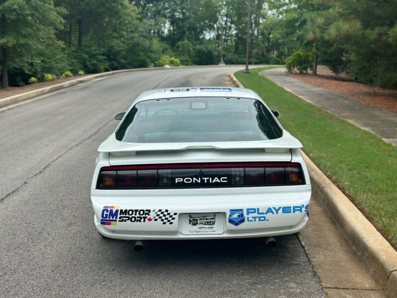 Pontiac-Firebird-trans-am-coupe-1991-White-Gray-58