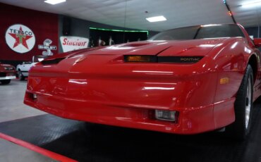 Pontiac-Firebird-trans-am-gta-coupe-1987-Red-Black-1