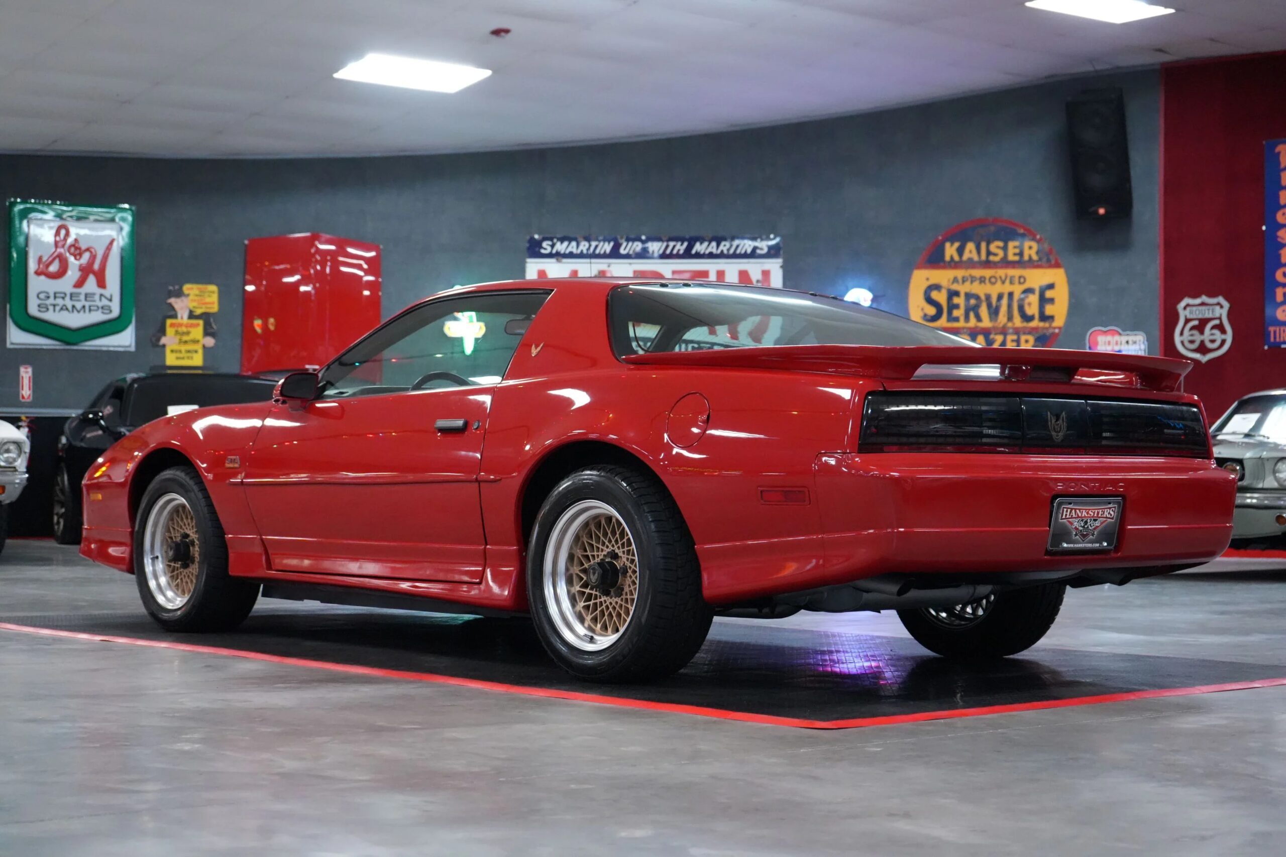 Pontiac-Firebird-trans-am-gta-coupe-1987-Red-Black