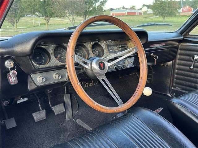 Pontiac-GTO-1964-2-Door-Coupe-12