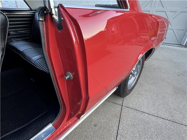 Pontiac-GTO-1964-2-Door-Coupe-15