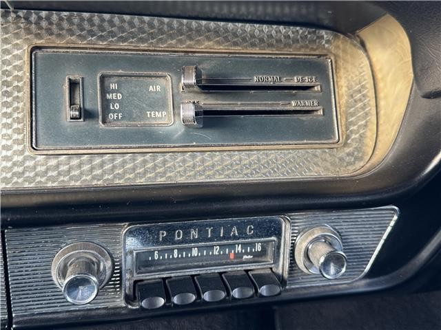 Pontiac-GTO-1964-2-Door-Coupe-17