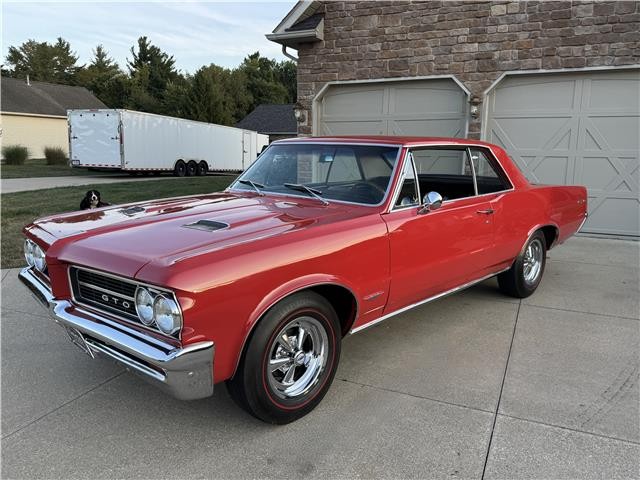 Pontiac-GTO-1964-2-Door-Coupe-26