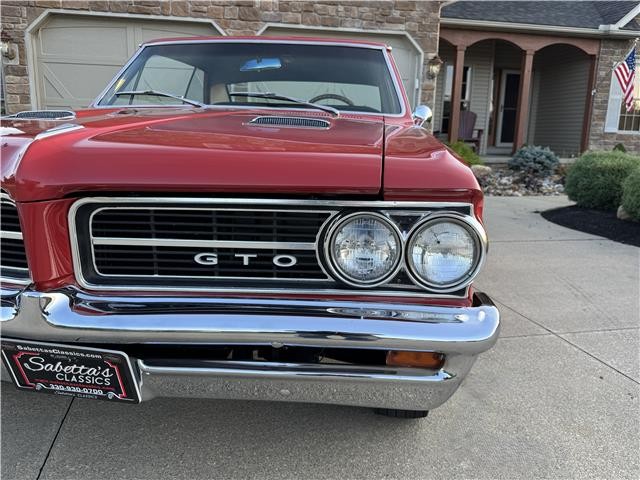 Pontiac-GTO-1964-2-Door-Coupe-27