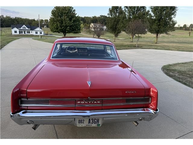 Pontiac-GTO-1964-2-Door-Coupe-31
