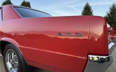Pontiac-GTO-1964-2-Door-Coupe-32