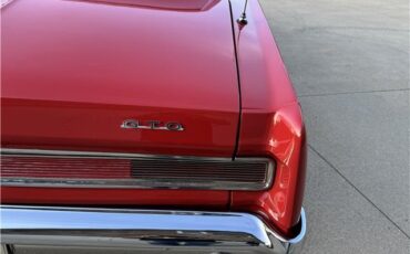 Pontiac-GTO-1964-2-Door-Coupe-34