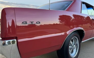 Pontiac-GTO-1964-2-Door-Coupe-35
