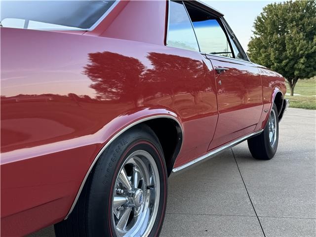 Pontiac-GTO-1964-2-Door-Coupe-4