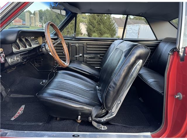 Pontiac-GTO-1964-2-Door-Coupe-5