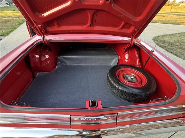 Pontiac-GTO-1964-2-Door-Coupe-7
