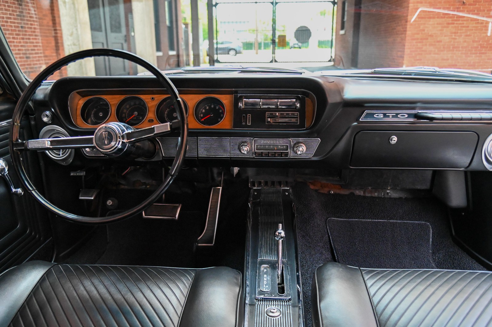 Pontiac-GTO-1965-12