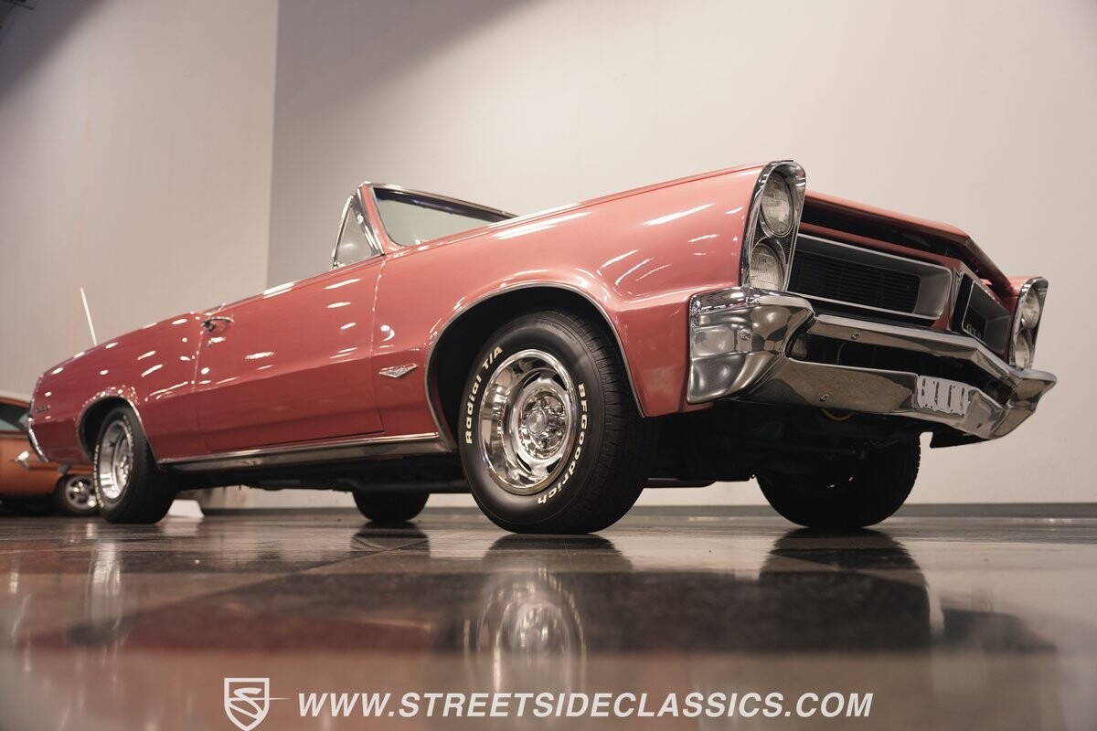 Pontiac-GTO-1965-Convertible-34