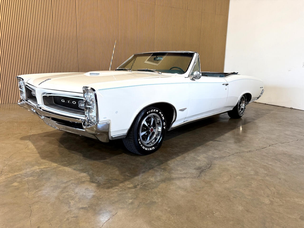 Pontiac GTO 1966 Classic Car