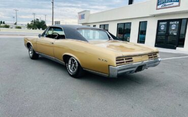 Pontiac-GTO-1967-Coupe-2