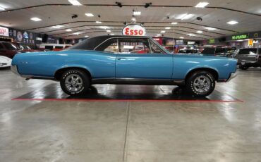 Pontiac-GTO-1967-Coupe-23