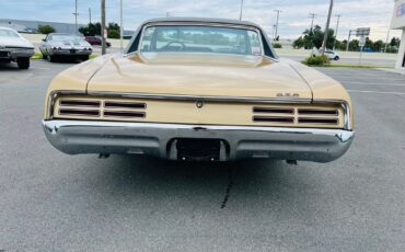 Pontiac-GTO-1967-Coupe-3