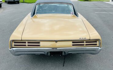 Pontiac-GTO-1967-Coupe-4
