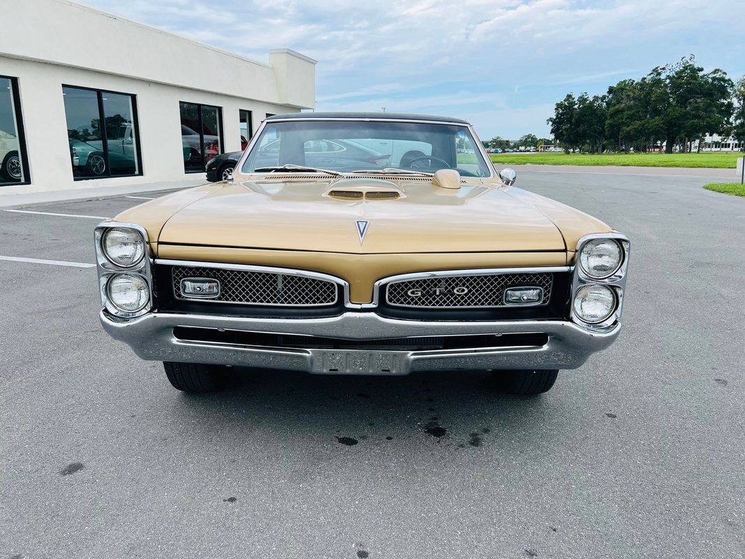 Pontiac-GTO-1967-Coupe-8