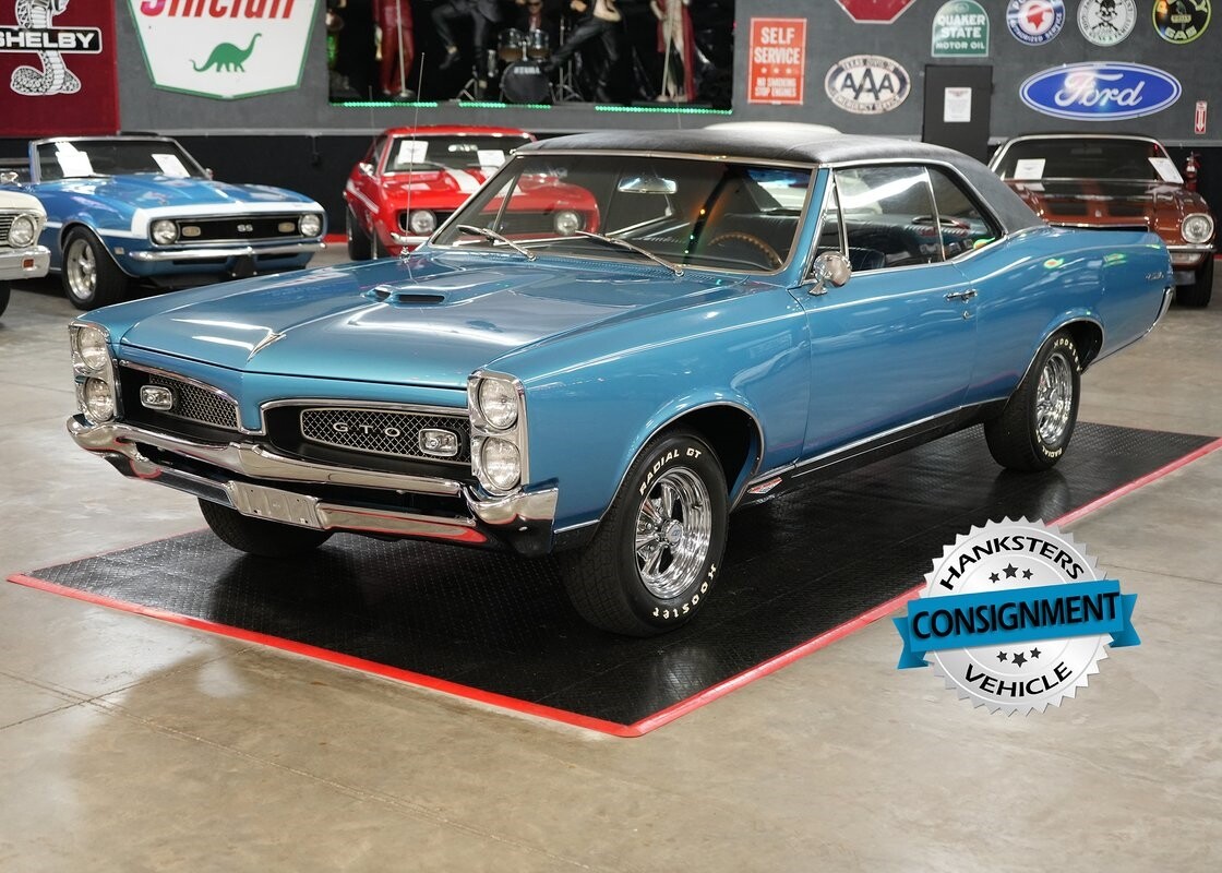 Pontiac-GTO-1967-Coupe