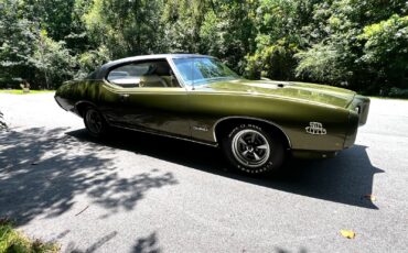 Pontiac-GTO-1969-Coupe-2