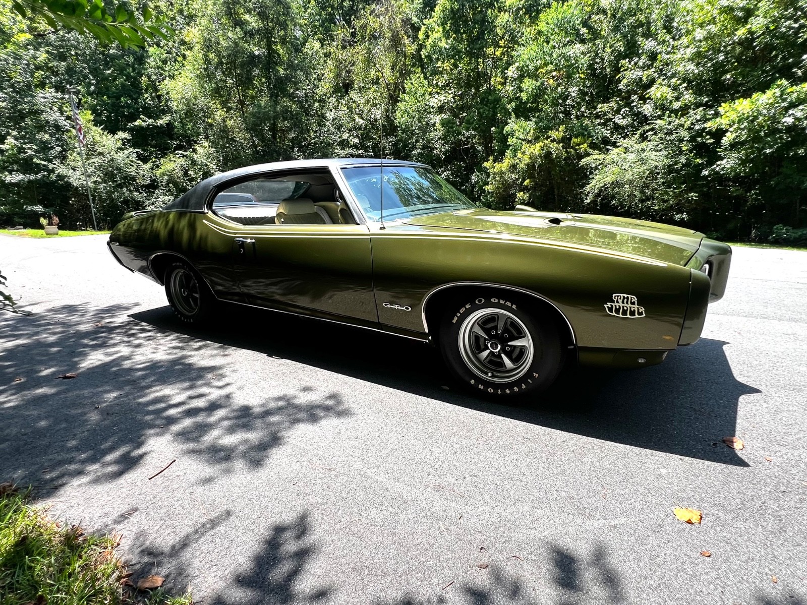 Pontiac-GTO-1969-Coupe-2