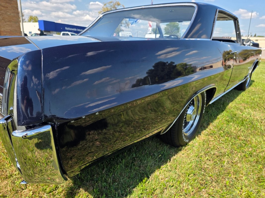 Pontiac-Grand-Prix-1964-14